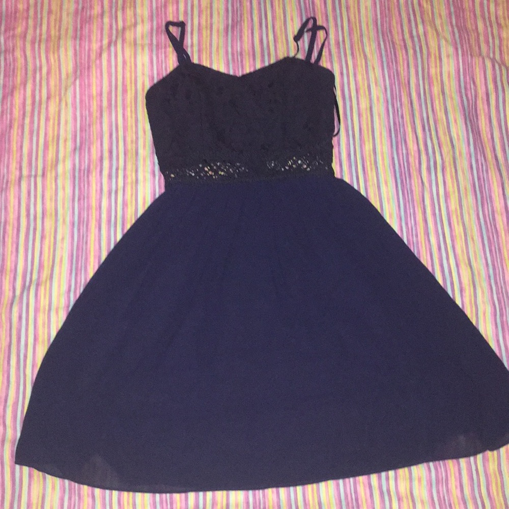 Navy blue// never worn//NWOT